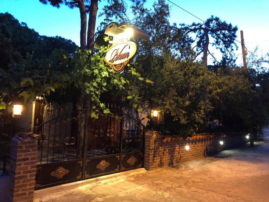 Pekcan Otel, Burhaniye, Turkey