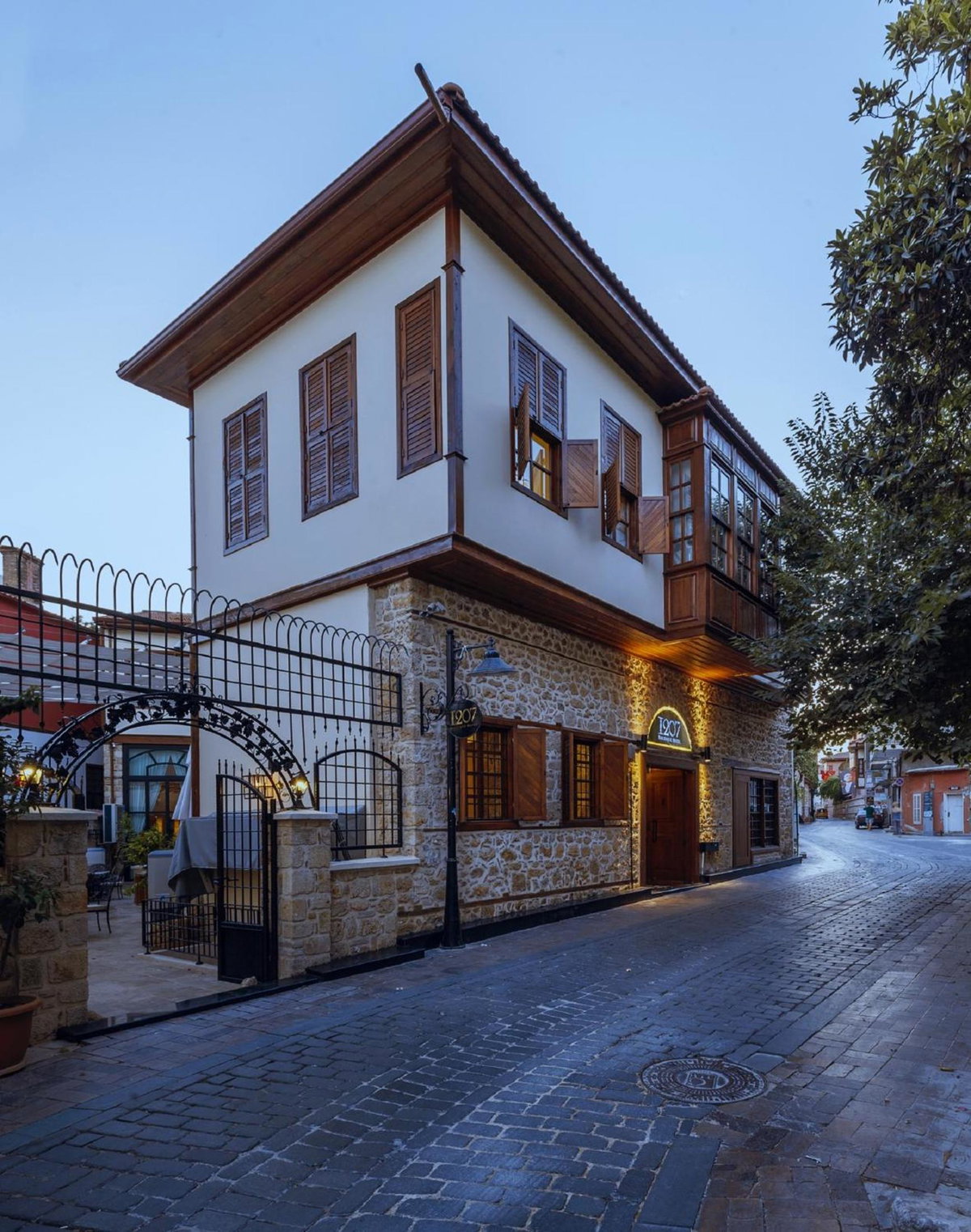 Hotel 1207 Special Class, Turkey
