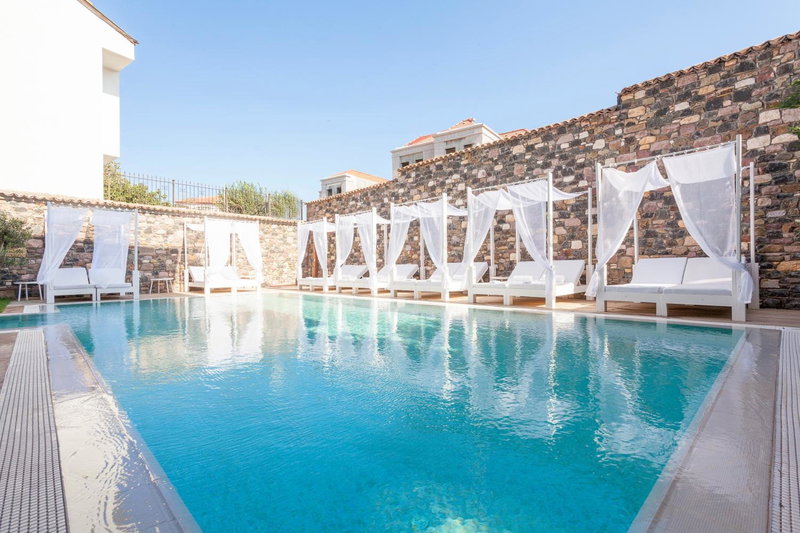 Cunda Pur Beyaz Hotel, Cunda, Turkey