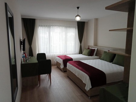 Kurt Otel, Degirmen, Turkey
