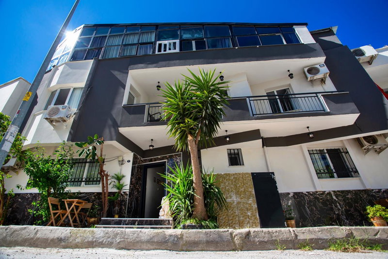 8 Rooms House, Balcova, Turkey
