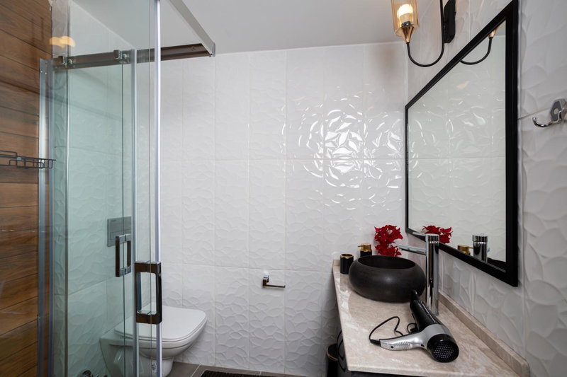8 Rooms House, Balcova, Turkey