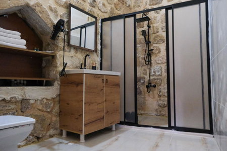 Mi̇rstone Tari̇hi̇ Konak, Mardin, Turkey