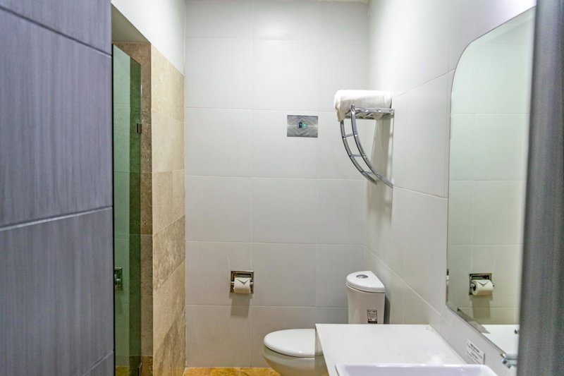 Hotel 5 Inn Plus, León, Mexico