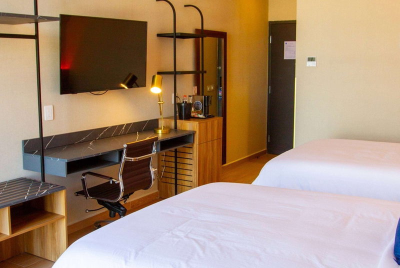 Tryp By Wyndham Ciudad Guzman Uttsa, Zapotlán el Grande, Mexico