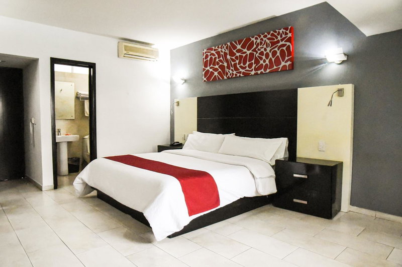 Hotel Expo Plaza Business and Family Guadalajara, Guadalajara, Mexico
