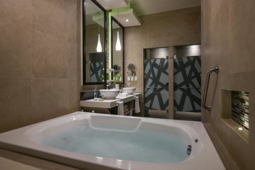 El Dorado Seaside Suites Oceanfront, All & More Inclusive - Adults Only, Akumal, Mexico