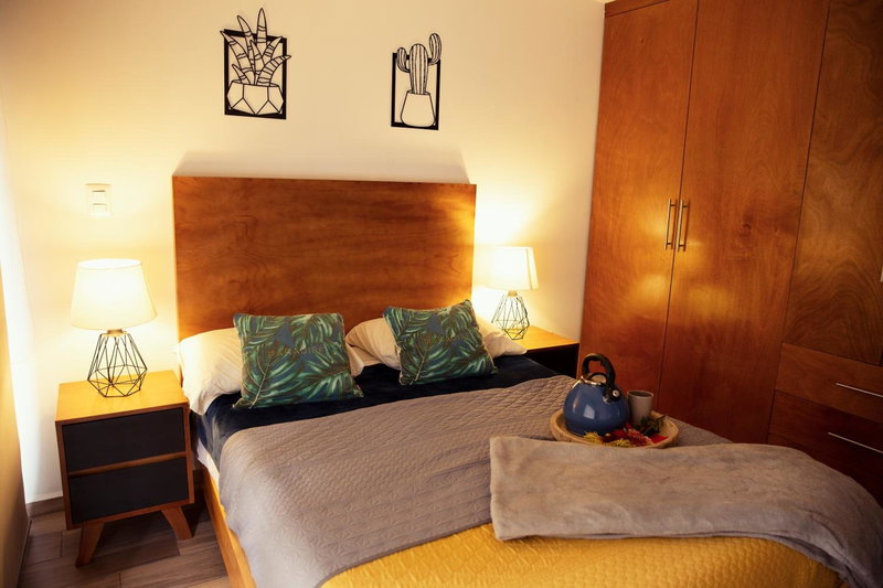 Kolben Nuoma, Mexico City, Mexico