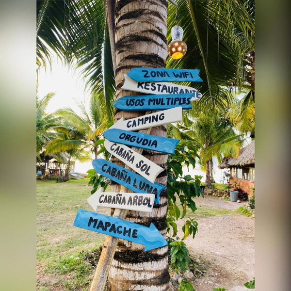Cayuco Maya, Bacalar, Mexico