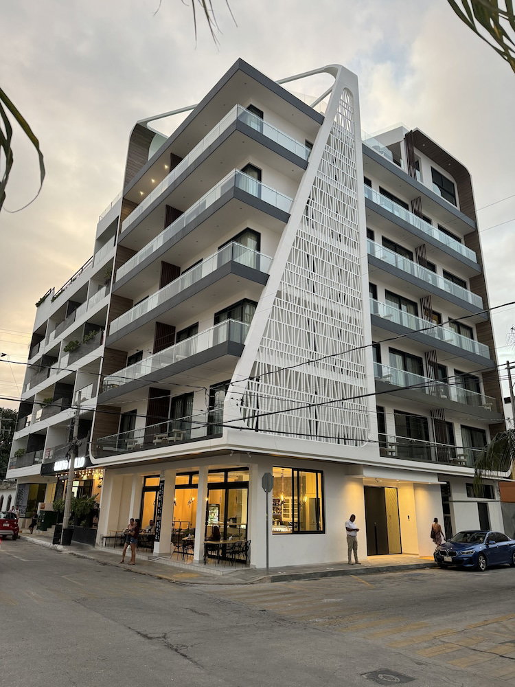 Alizee Tower, Mexiko