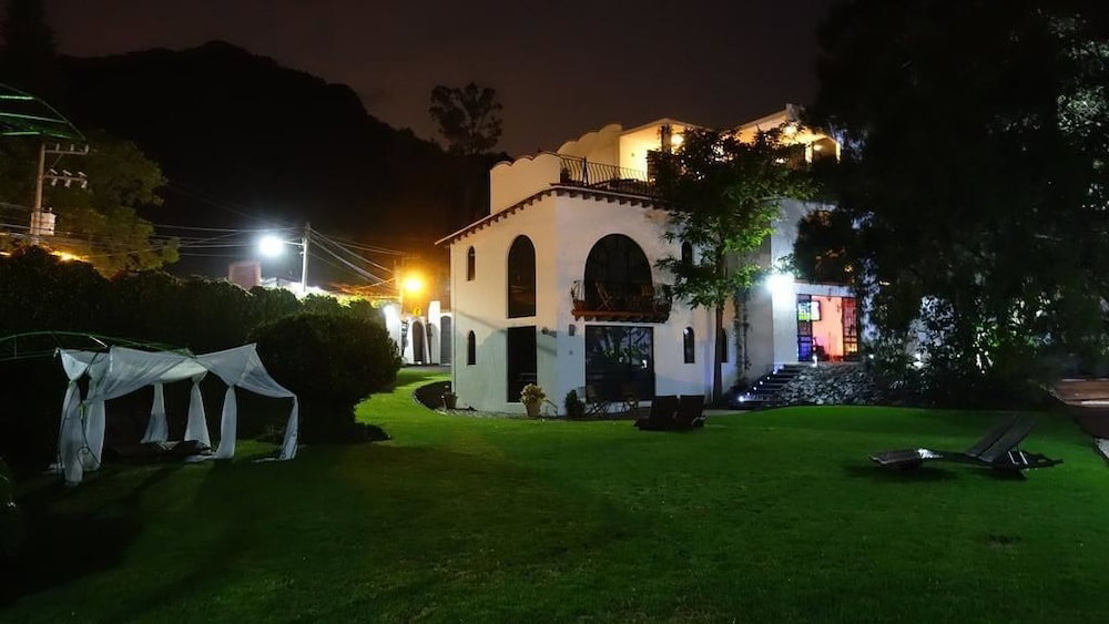 Hotel · Colibrí Hotel, Tepoztlán