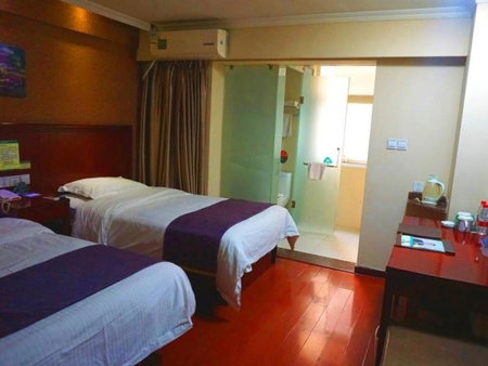 GreenTree Inn Xi'an Bell and Drum Tower Food Street Ancient City Wall Ximen Express Hotel, Xi'an, China