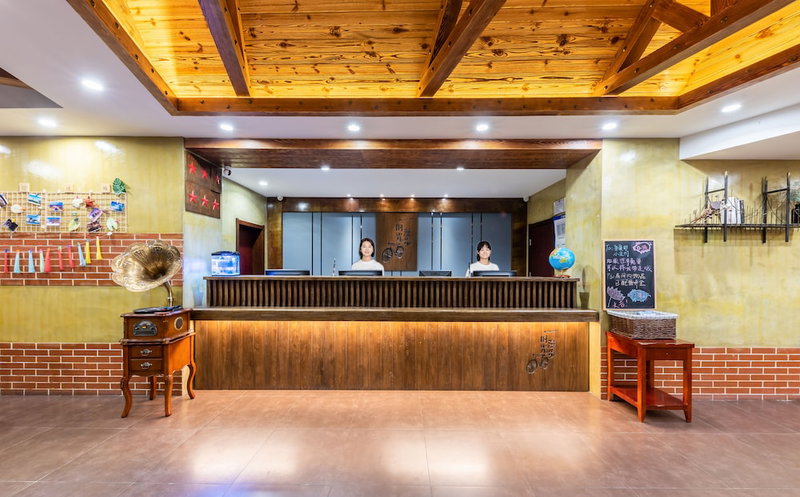 Nostalgia Hotel(Tianjin Binhai Tanggu), Tianjin, China
