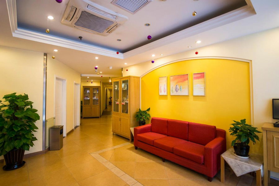 Home Inn Beijing New International Exhibition Centre Capital Airport, Shunyi, China