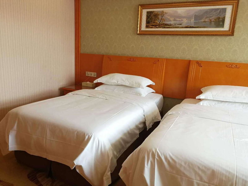 Vienna Hotel Hefei East Changjiang Road, Hefei, China
