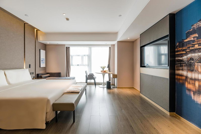 Atour Hotel Chengdu Taikoo Li Future Center, Chengdu, China