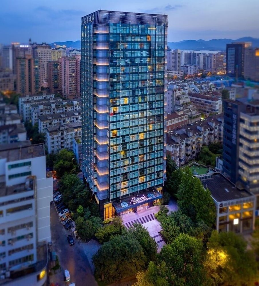 Pagoda Hotel Hangzhou West Lake Wulin, China