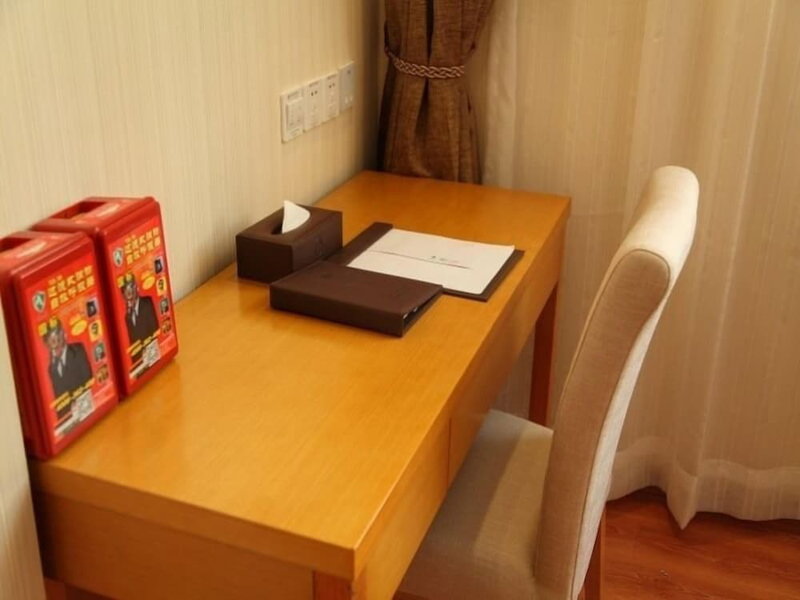 GreenTree Inn Zhuhai Light Rail Pearl Station Express Hotel, Zhuhai, China