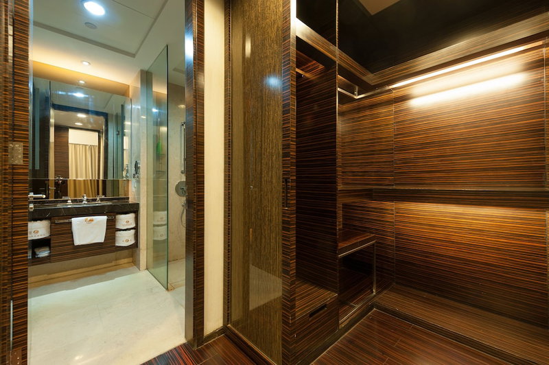 Yicheng Apartment PaZhou Poly World Center, Guangzhou, China