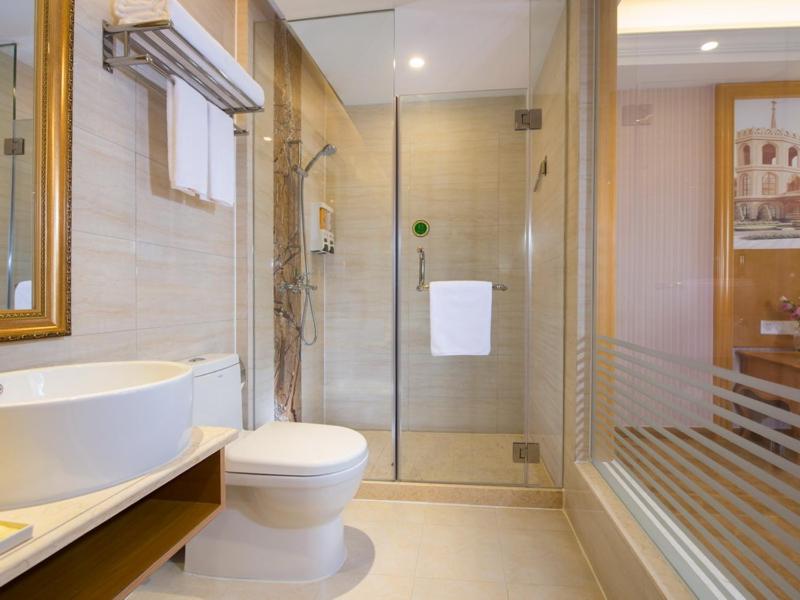 Vienna Classic Hotel Shenzhen Bantian Wuhe Avenue, Shenzhen, China