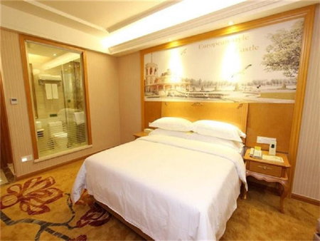Vienna Classic Hotel Shenzhen Bantian Wuhe Avenue, Shenzhen, China