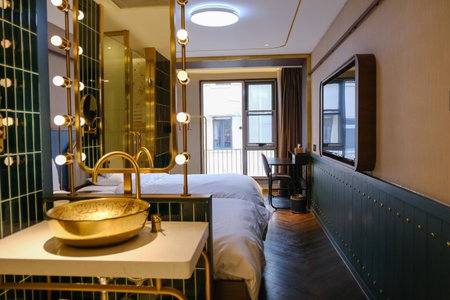 Dayin International Youth Hotel-Near Xinhua Road -Jiaotong University -Free Laundry Luggage Storage -24H Front Desk-English Service, Shanghai, China