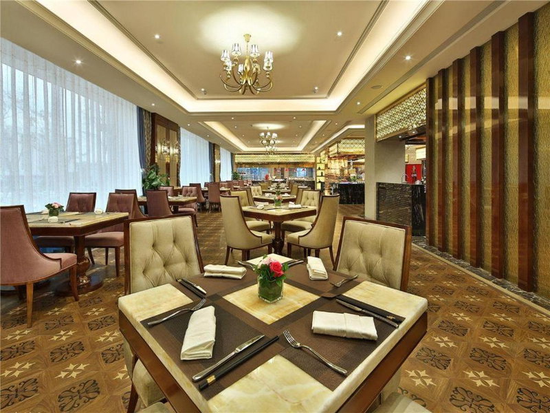 Howard Johnson Zunyue Hotel Chengdu, Chengdu, China