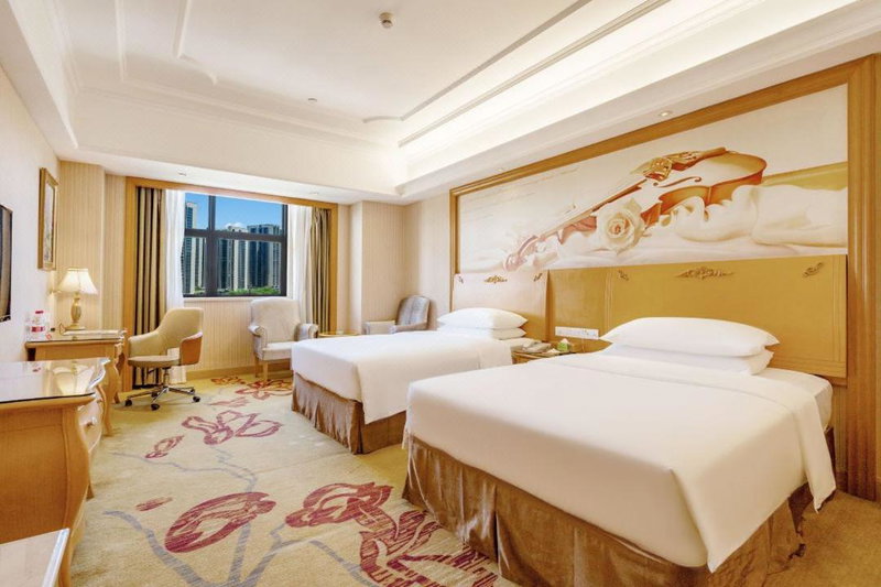Vienna Hotel Shenzhen Guangming Guangqiao Road Tianliao, Shenzhen, China