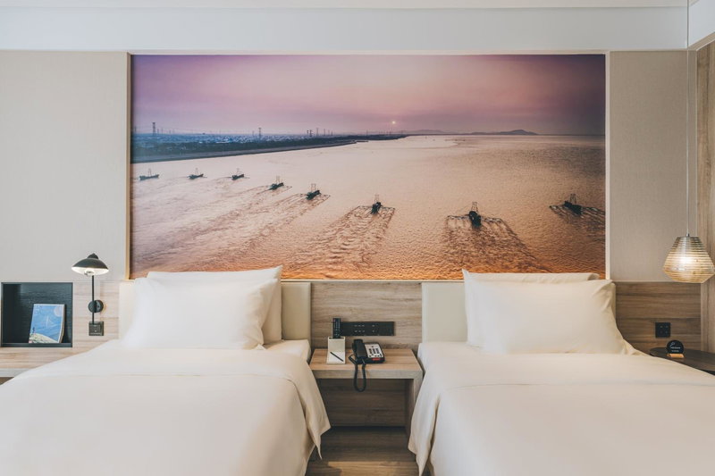 Atour Hotel Haining Leather City South Gate, Haining, China