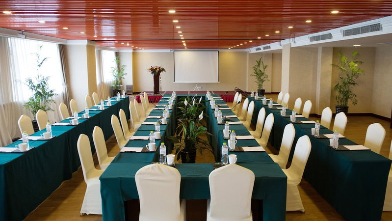 Enrichee Gloria Plaza Hotel Qingdao, Qingdao, China