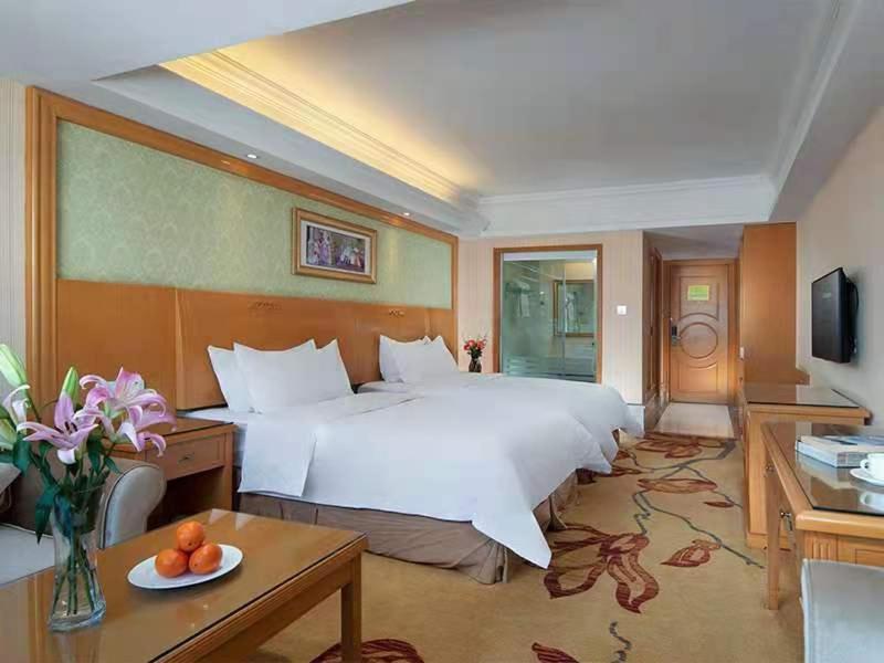 Vienna International Hotel Lijiang Yuxue Avenue, Lijiang, China