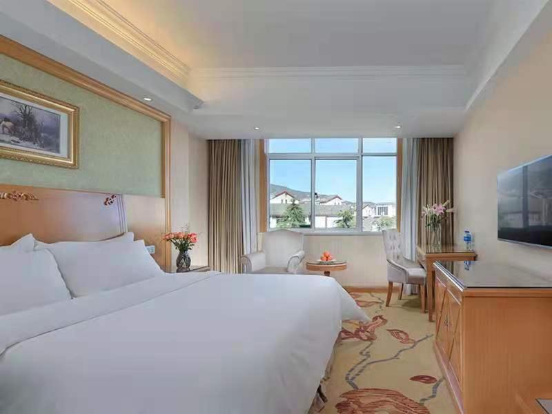 Vienna International Hotel Lijiang Yuxue Avenue, Lijiang, China