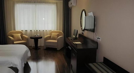 GreenTree Inn Chuzhou Wandong International Car City Express Hotel, Chuzhou, China