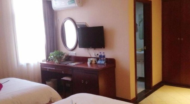 GreenTree Inn Chuzhou Wandong International Car City Express Hotel, Chuzhou, China