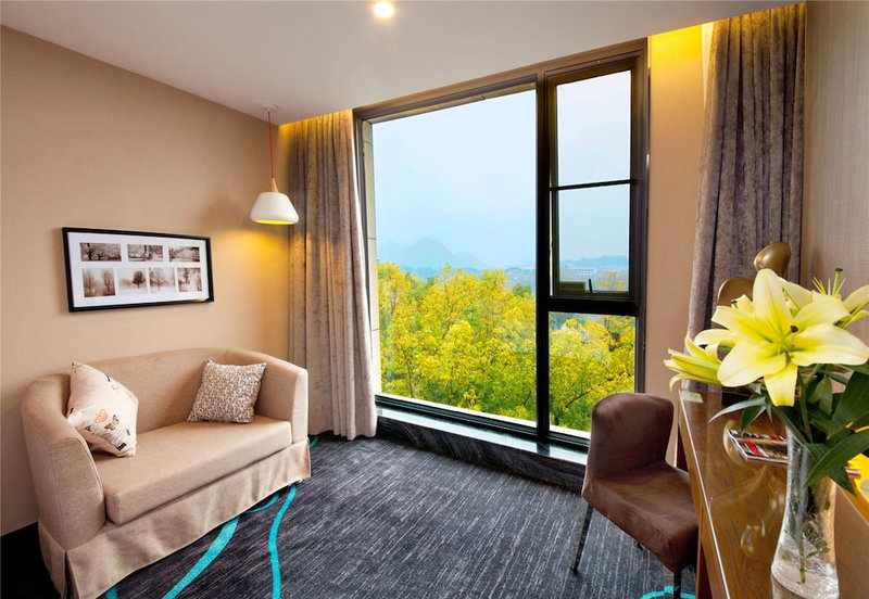 Vienna Hotel Xiangshan Park, Guilin, China