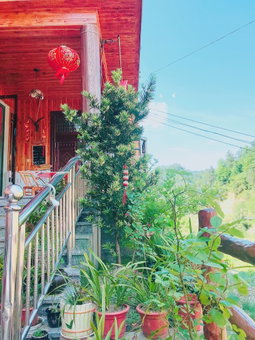 one step to heaven inn, Zhangjiajie, China