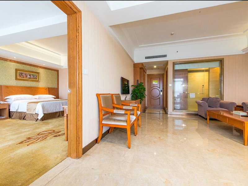 Vienna International Hotel Shenzhen Longgang Lilang, Longgang, China