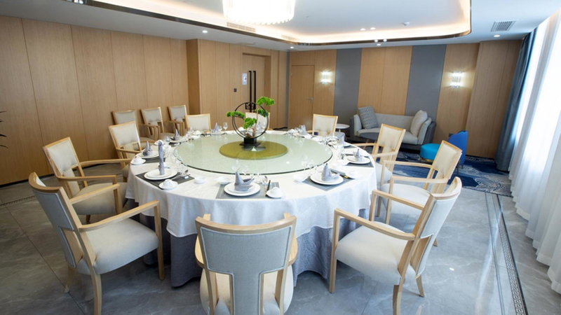 Holiday Inn Express Linyi West by IHG, Linyi, China