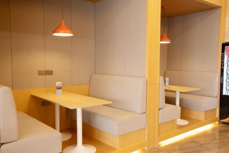 Holiday Inn Express Linyi West by IHG, Linyi, China