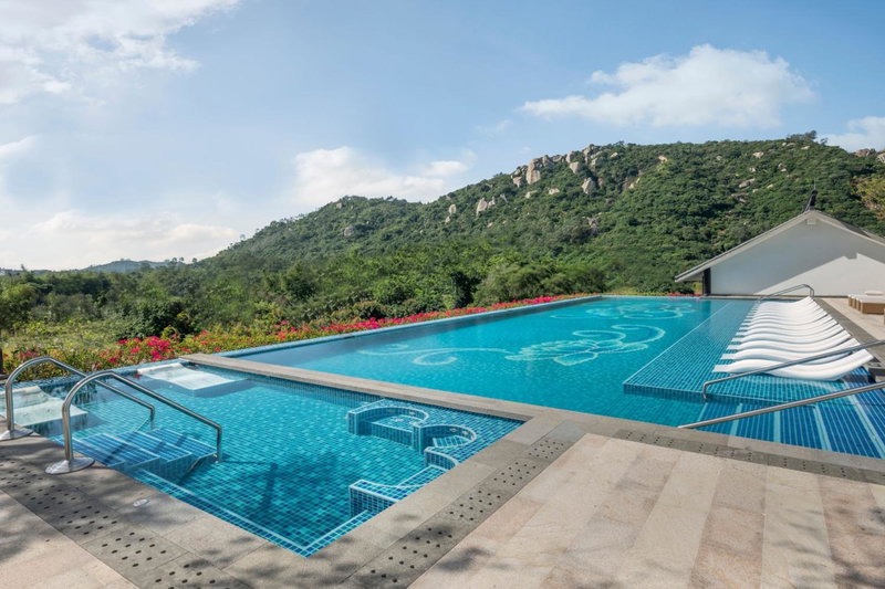 Sheraton Maoming Hot Spring Resort, Maoming, China