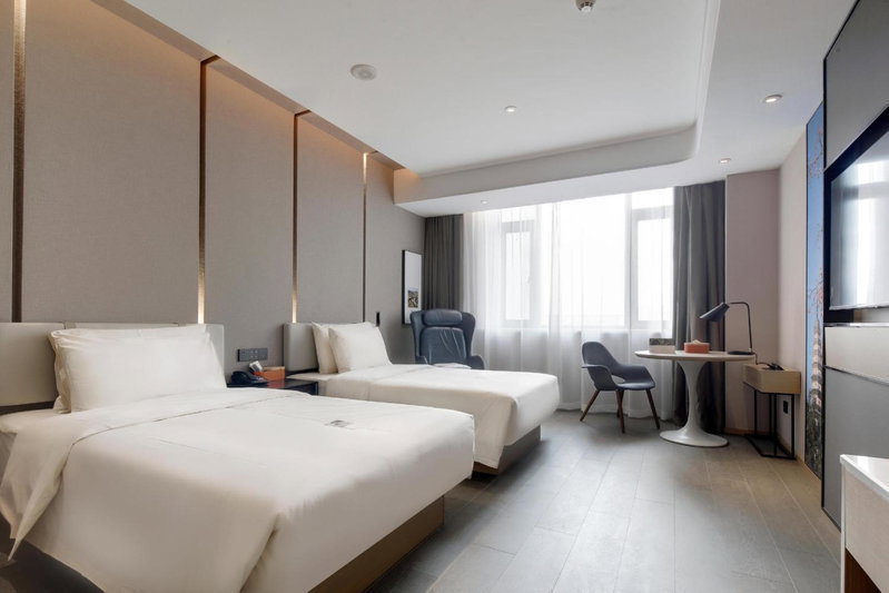 Atour Hotel Jinan High-Speed East Railway Station, Jinan, China