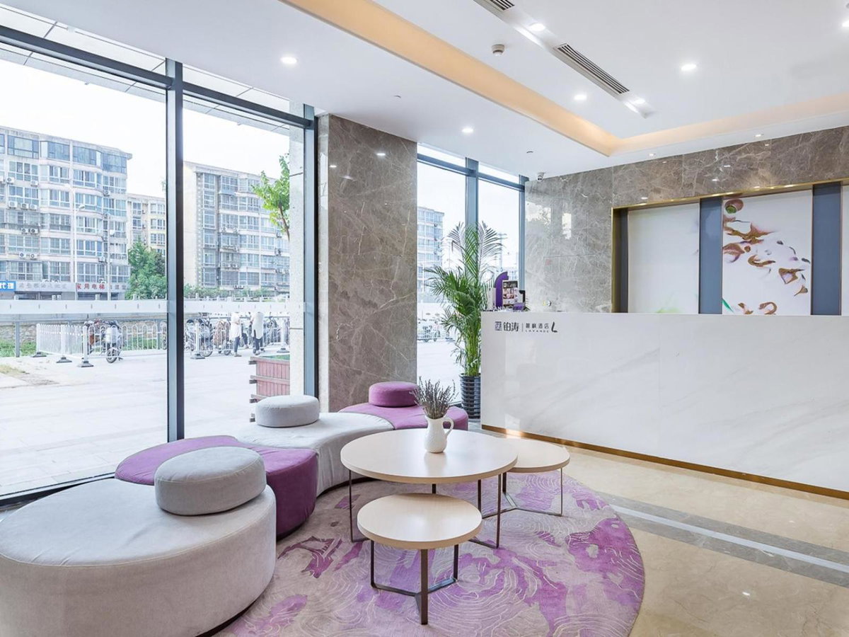 Lavande Hotel Xuzhou Junsheng Plaza, Китай