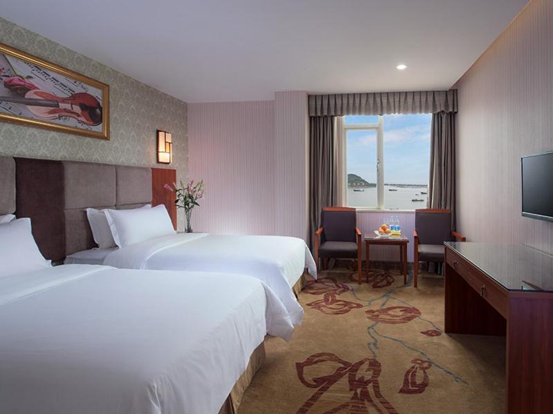 Vienna Hotel Guangdong Shanwei Feicui Bay, Shanwei, China