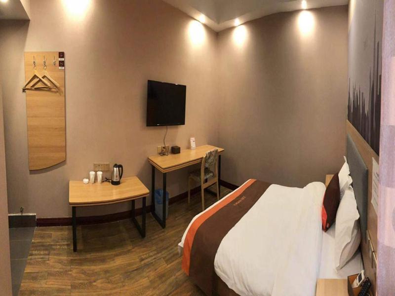 JUN Hotels Hunan Zhuzhou Shifeng District Qingshi Plaza, Zhuzhou, China
