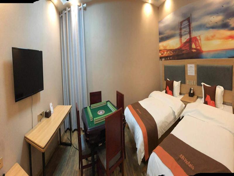JUN Hotels Hunan Zhuzhou Shifeng District Qingshi Plaza, Zhuzhou, China