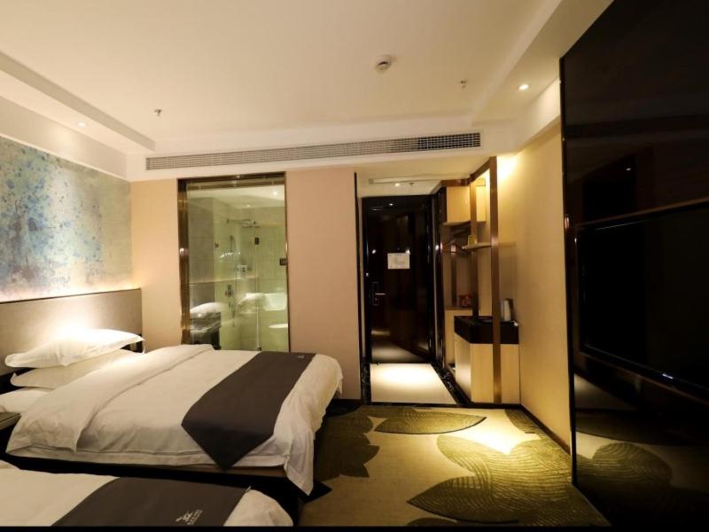 GreenTree Eastern Jingde Town Railway Station Hotel, Jingdezhen, China
