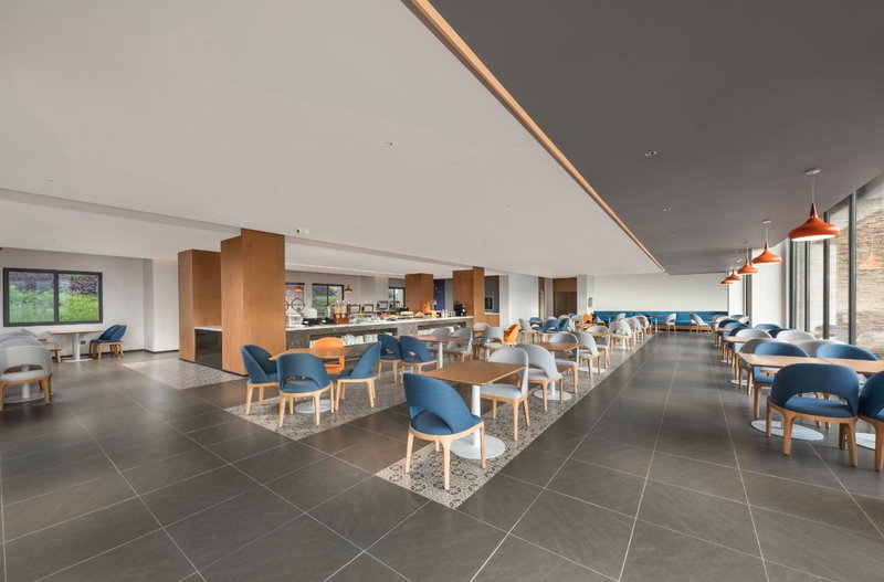 Holiday Inn Express Wawu Mountain by IHG, Meishan, China