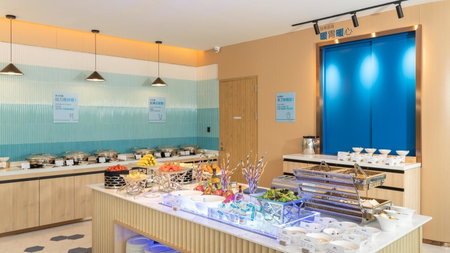 Holiday Inn Express Dalian Golden Pebble Beach by IHG, Dalian, China
