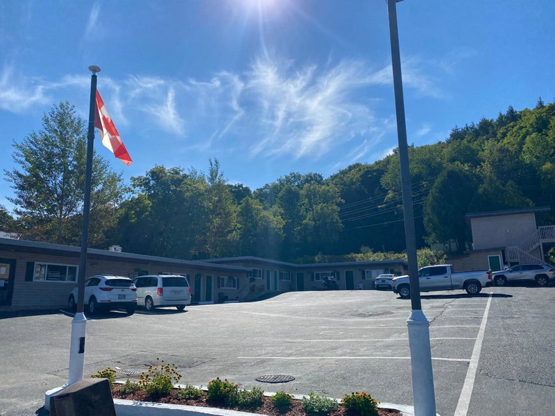 Silver Maple Motel, Haliburton, Canada