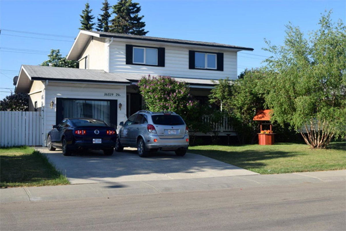 The Dewberry Homestay B&B, Canada